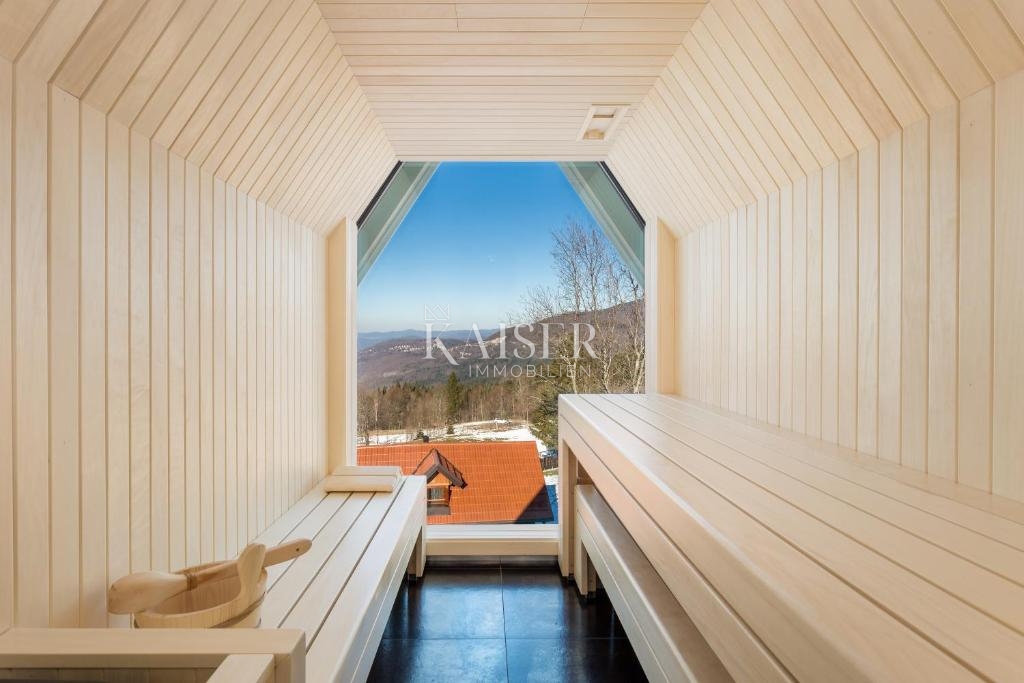 Ravna Gora, Kupjak - lussuosa villa in legno con piscina e centro benessere
