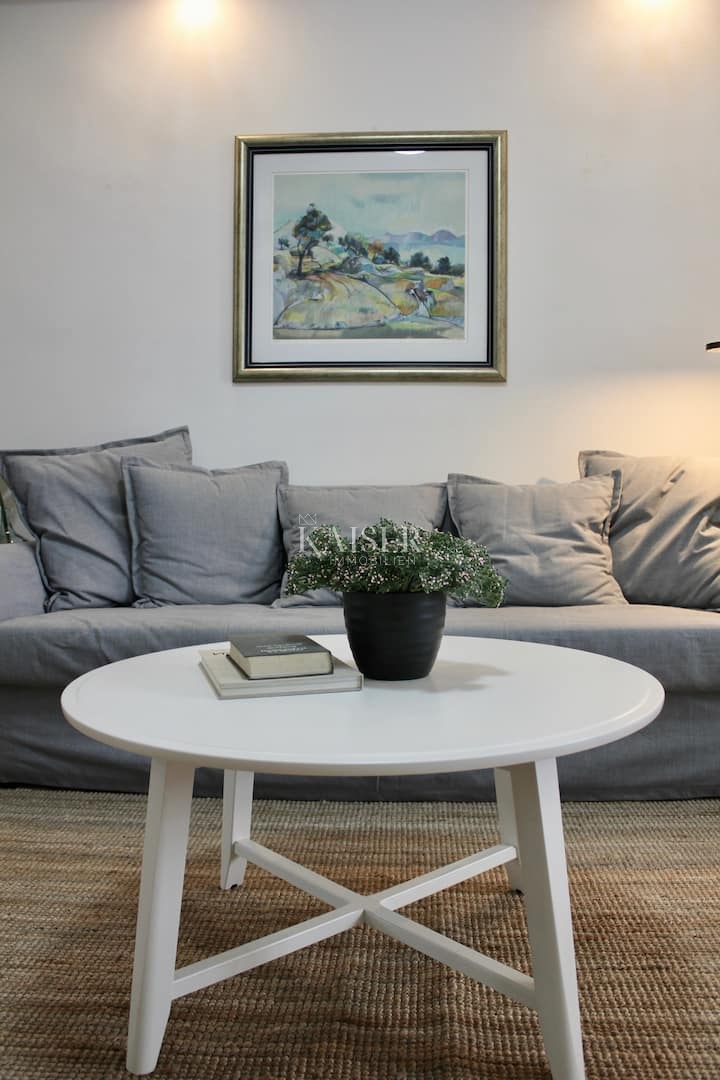 Opatija - Elegante appartamento con 1 camera da letto in una villa storica in centro con parcheggio