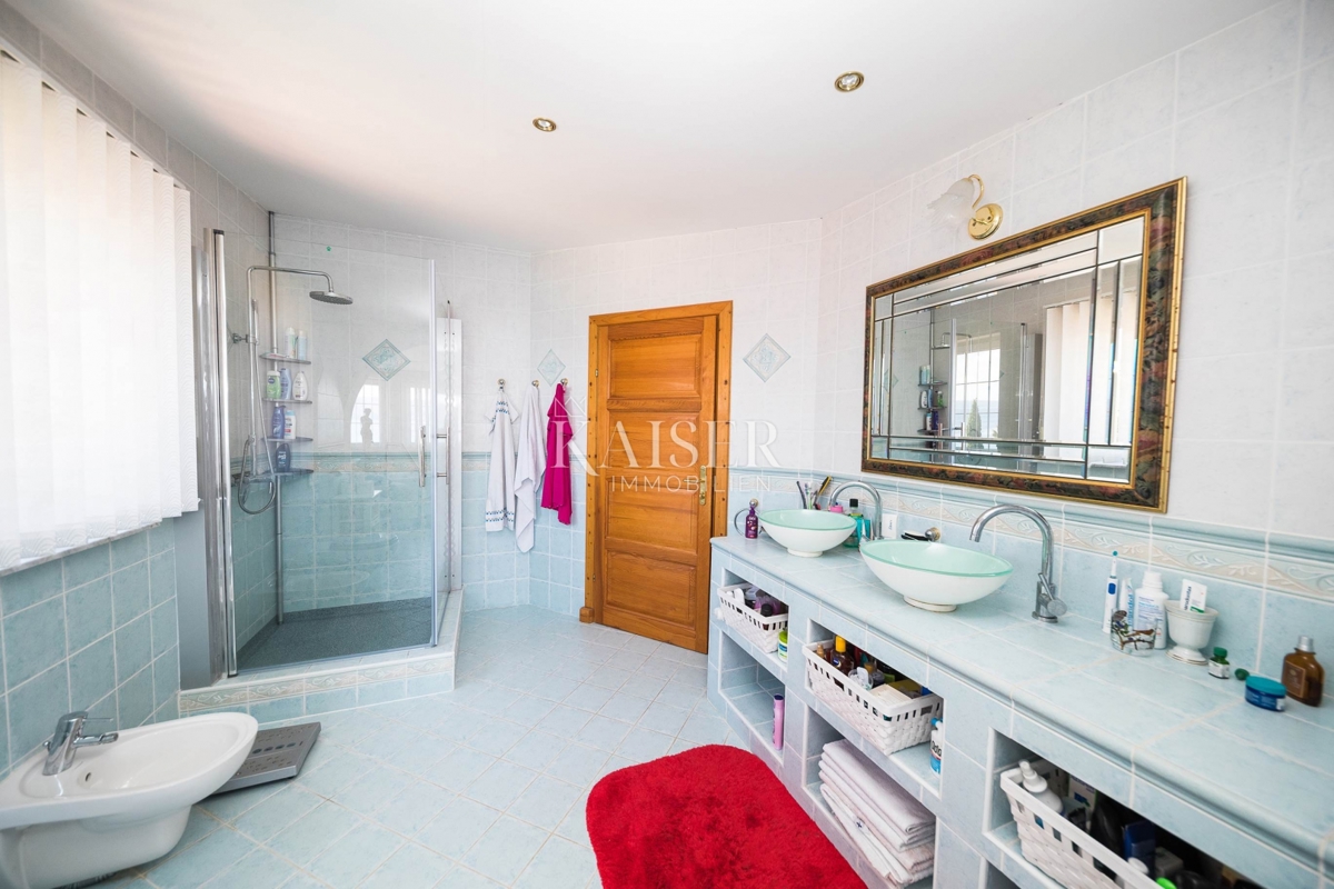 Novi Vinodolski, Smokvica - villa prima fila al mare