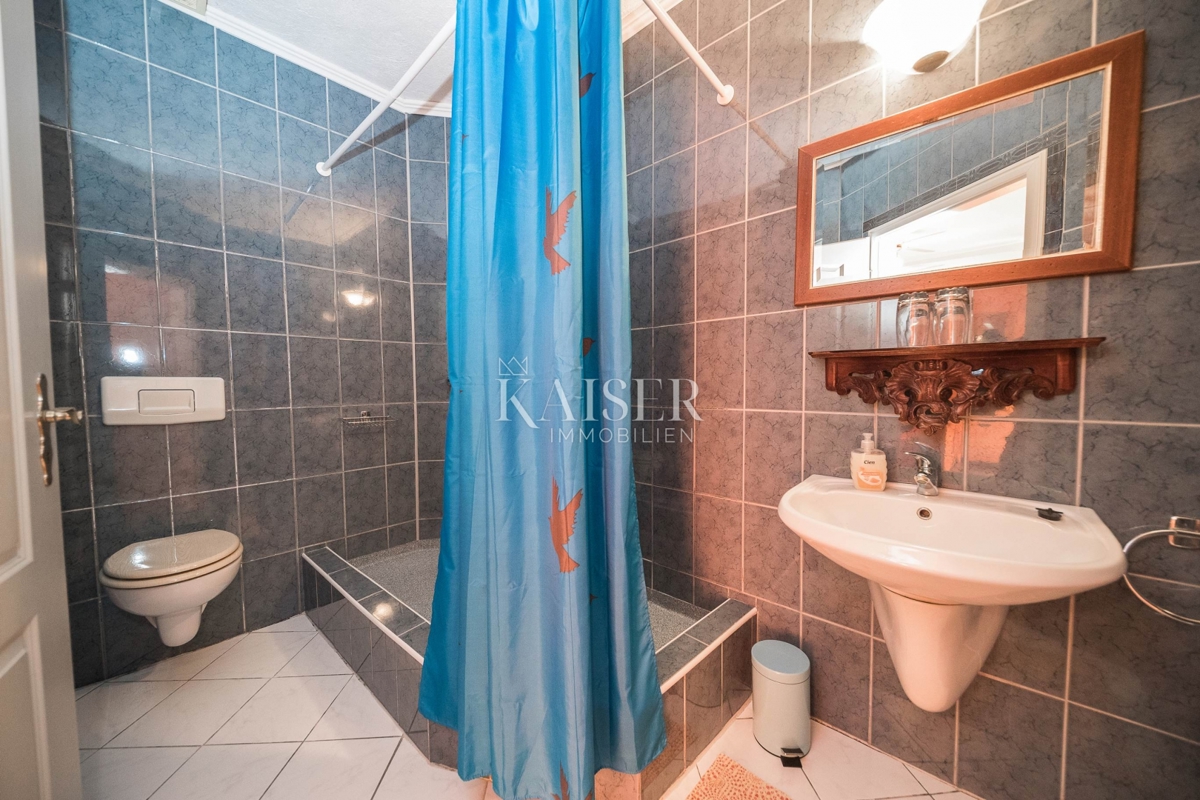 Novi Vinodolski, Smokvica - villa prima fila al mare