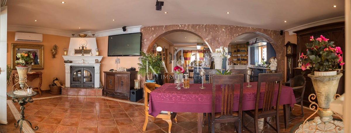 Novi Vinodolski, Smokvica - villa prima fila al mare