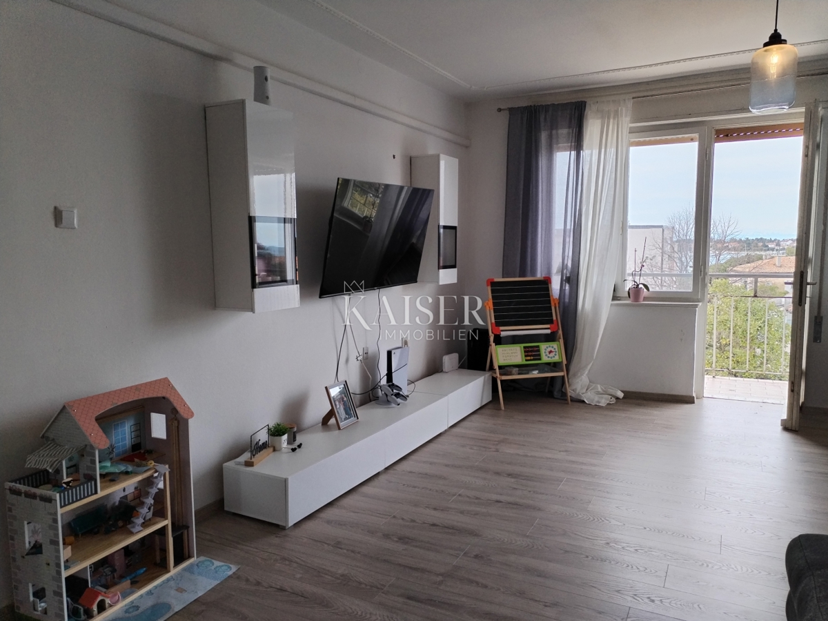 Istria, Umag, appartamento con due camere da letto e vista mare, 80 m2