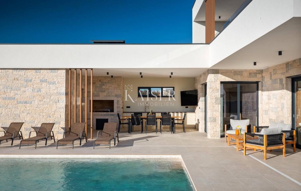 Istria - Parenzo, villa lussuosa ed estremamente attraente