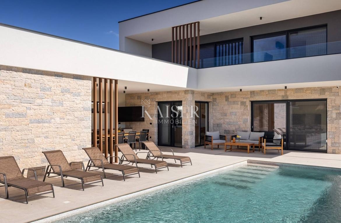 Istria - Parenzo, villa lussuosa ed estremamente attraente