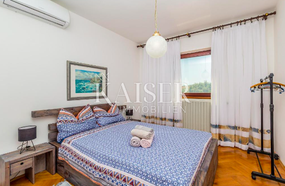 Isola di Krk, Pinezići - casa indipendente 410m2