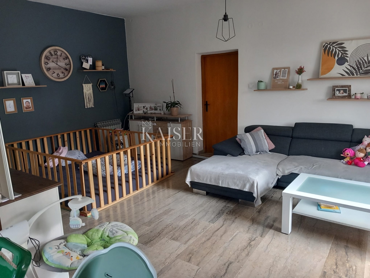 Istria - Pinguente, casa bifamiliare 350 m2