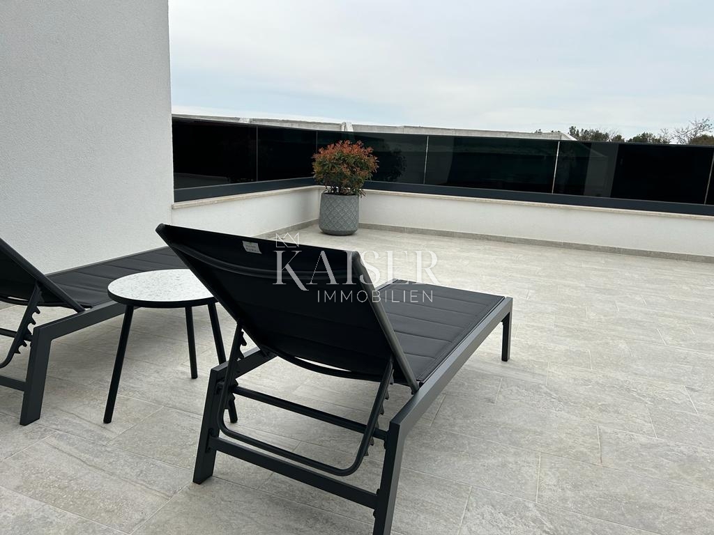 Istria - Parenzo, villa moderna vicino al mare