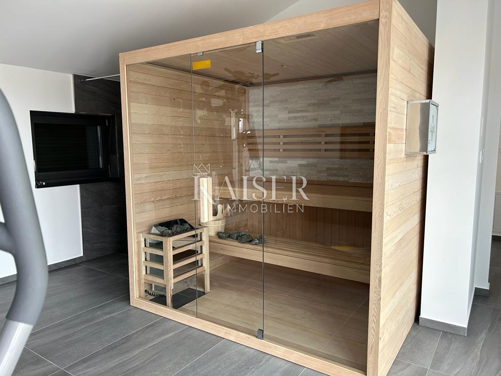 Istria - Parenzo, villa moderna vicino al mare