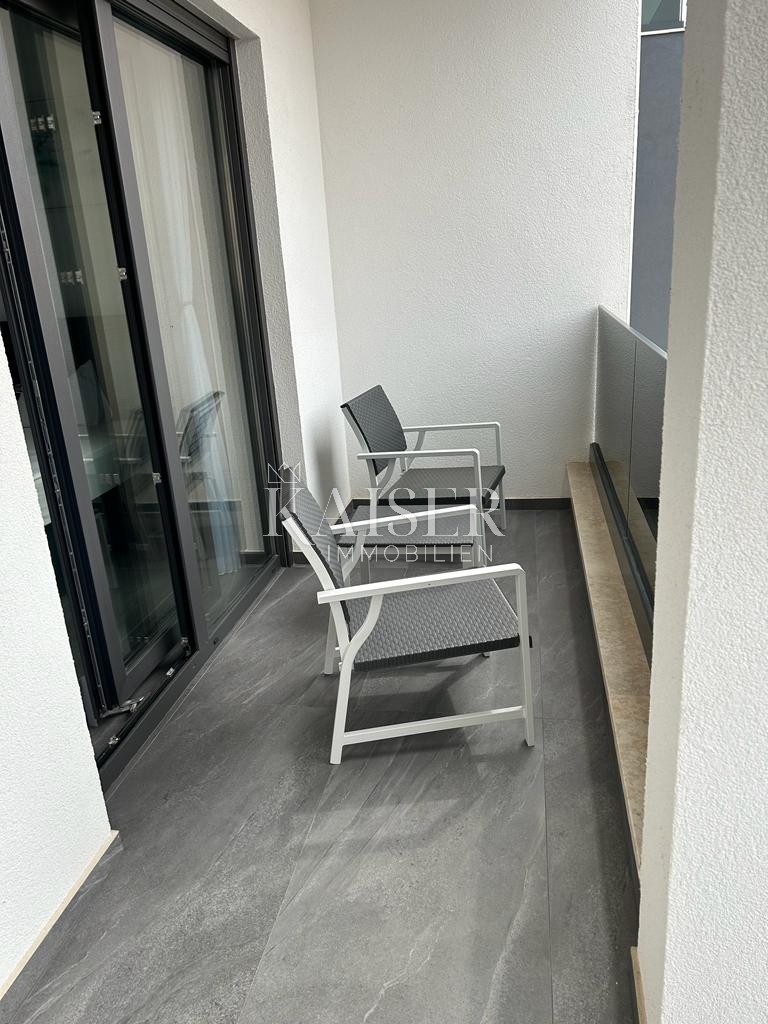 Istria - Parenzo, villa moderna vicino al mare