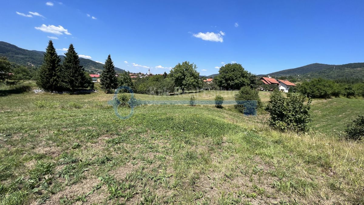 AZIONE! PREZZO RIDOTTO! VRBOVSKO - GRANDE TERRENO EDIFICABILE