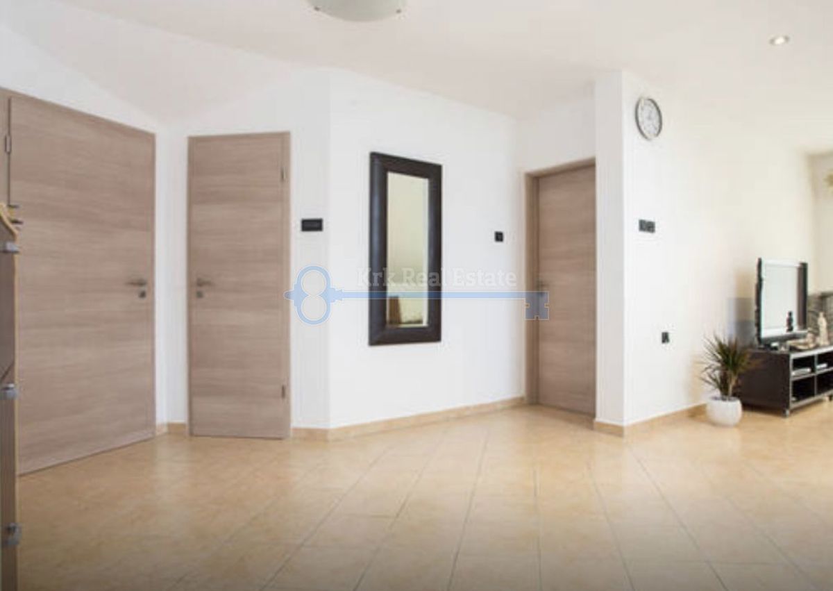 Appartamento Njivice, Omišalj, 92,60m2