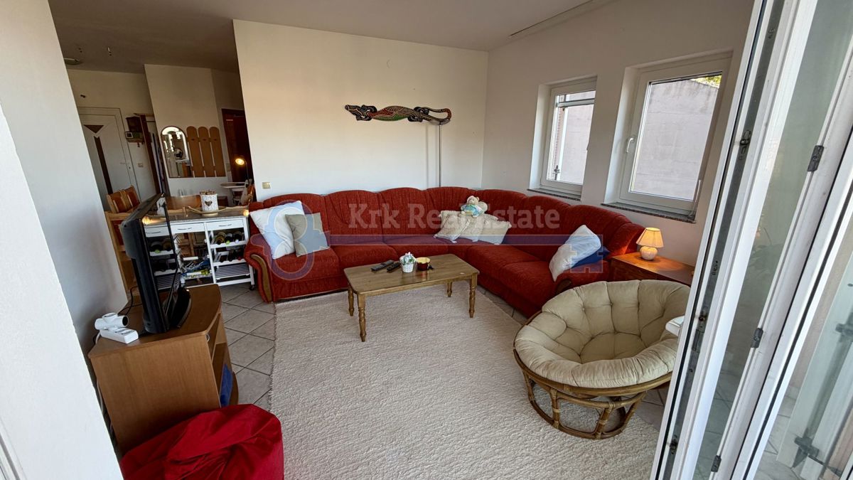 VRBNIK - APPARTAMENTO CON VISTA MARE