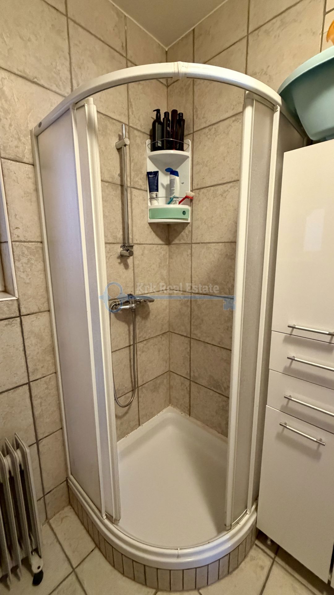 VRBNIK - APPARTAMENTO CON VISTA MARE