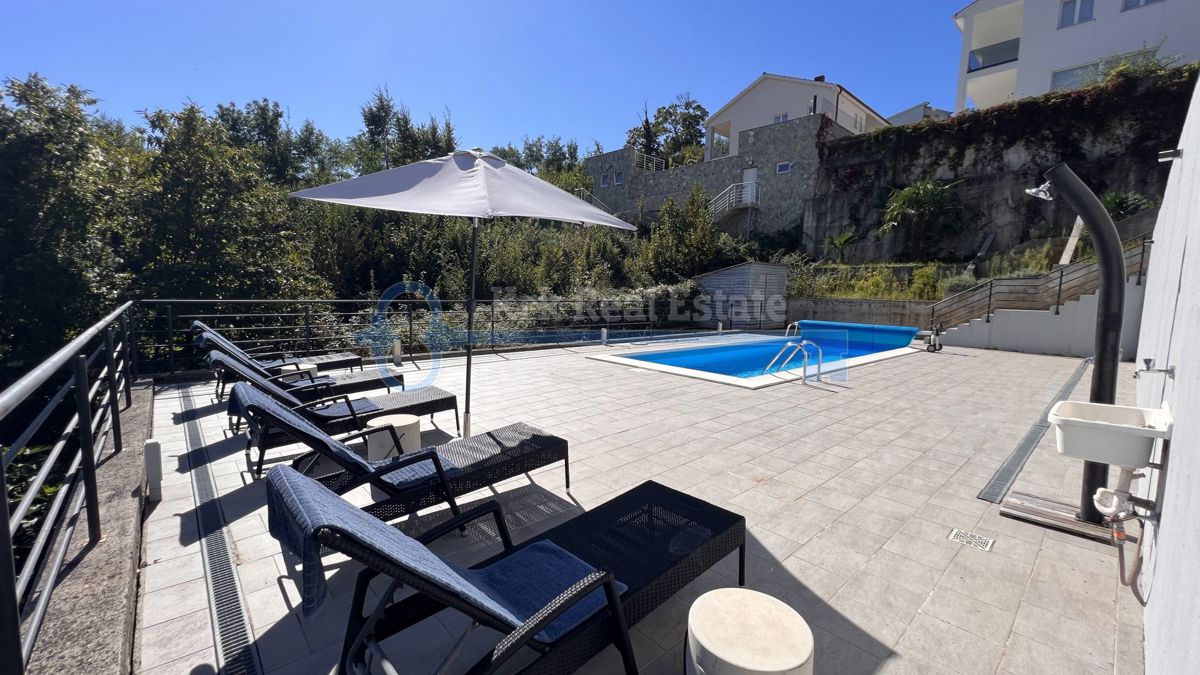 ABBAZIA - CASA INDIPENDENTE CON VISTA MARE E PISCINA