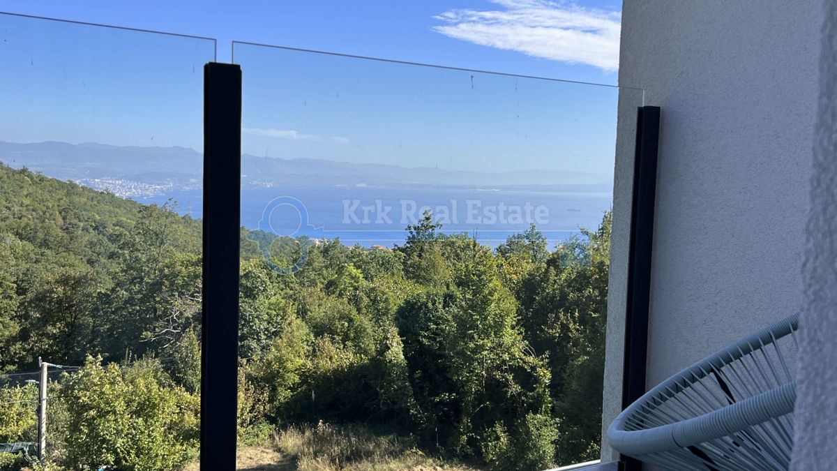 ABBAZIA - CASA INDIPENDENTE CON VISTA MARE E PISCINA