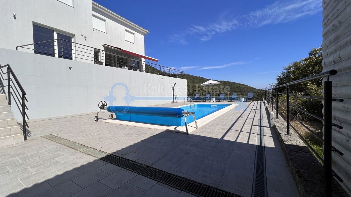 ABBAZIA - CASA INDIPENDENTE CON VISTA MARE E PISCINA