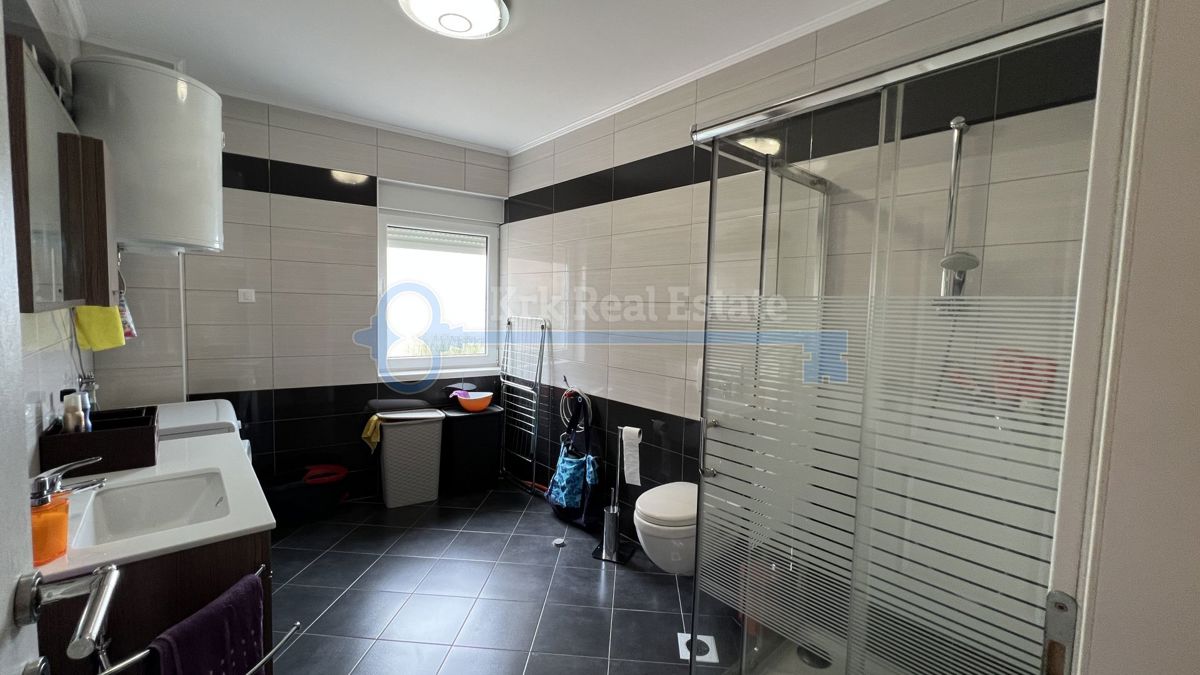 CRIKVENICA - APPARTAMENTO CON VISTA MARE