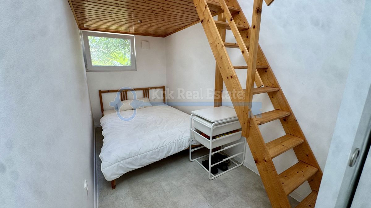 PUNAT - CASA AL PIANO TERRA CON GIARDINO, RARA SUL MERCATO