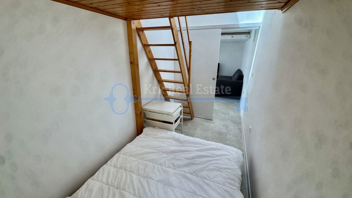 PUNAT - CASA AL PIANO TERRA CON GIARDINO, RARA SUL MERCATO