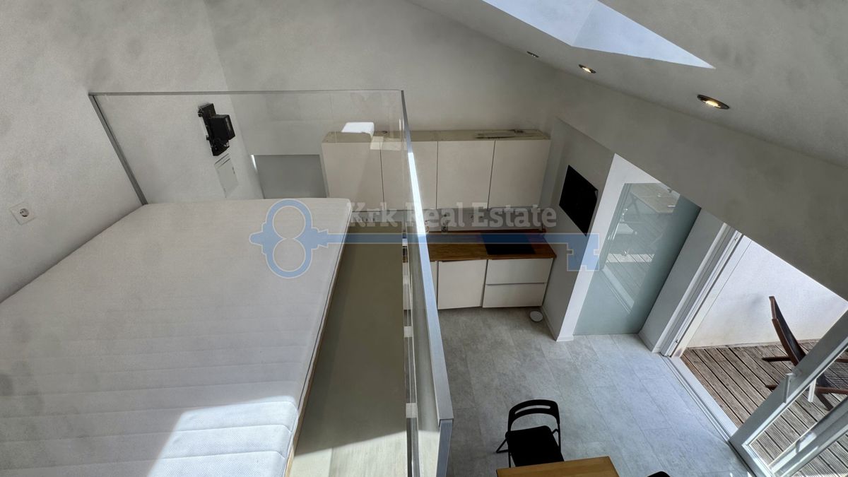 PUNAT - CASA AL PIANO TERRA CON GIARDINO, RARA SUL MERCATO