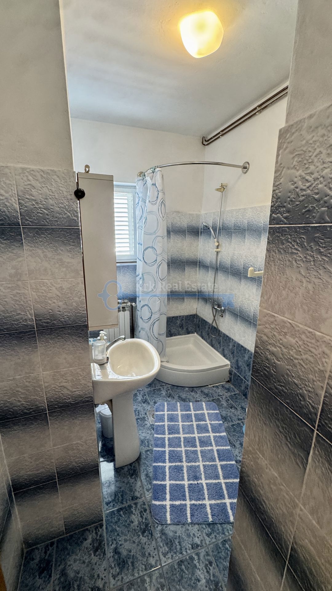 KRK - CASA CON TRE UNITÀ RESIDENZIALI VICINO AL CENTRO