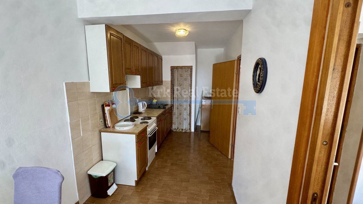 KRK - CASA CON TRE UNITÀ RESIDENZIALI VICINO AL CENTRO