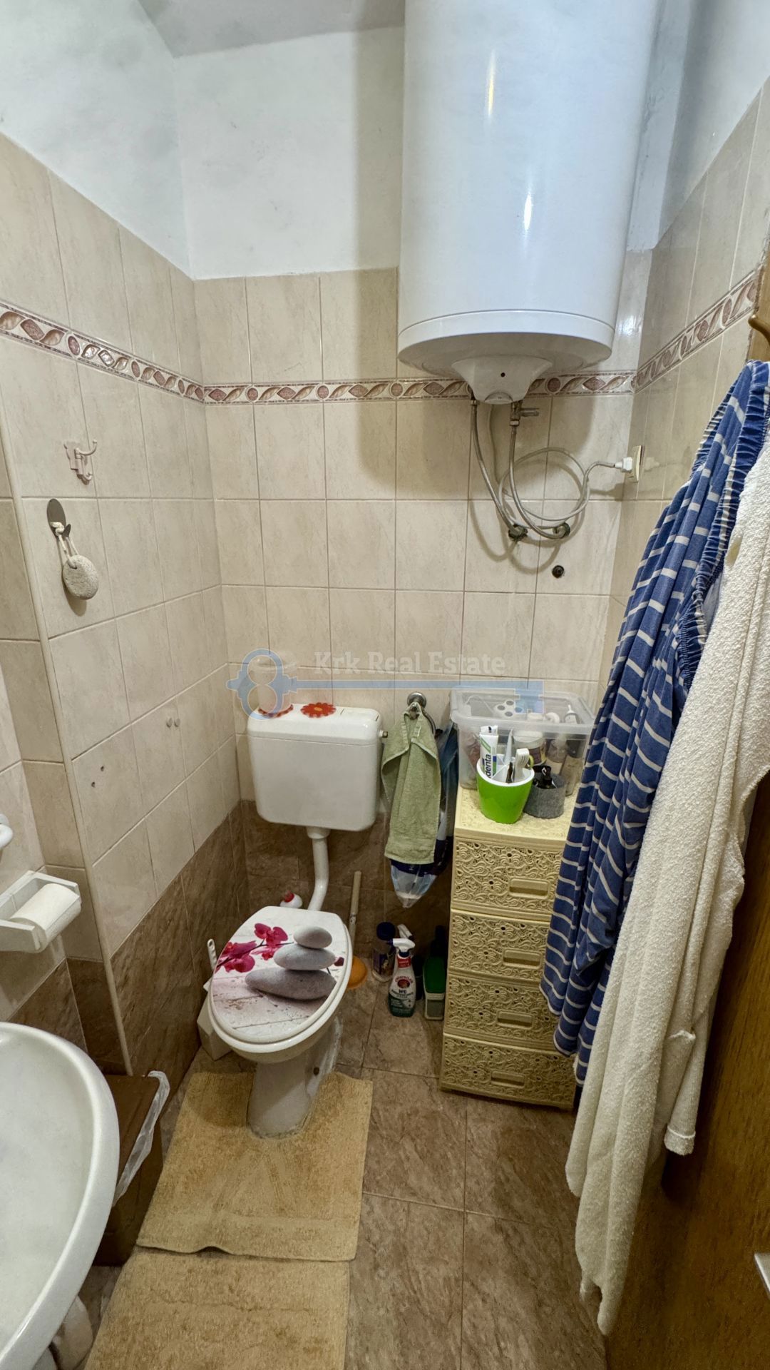 KRK - CASA CON TRE UNITÀ RESIDENZIALI VICINO AL CENTRO