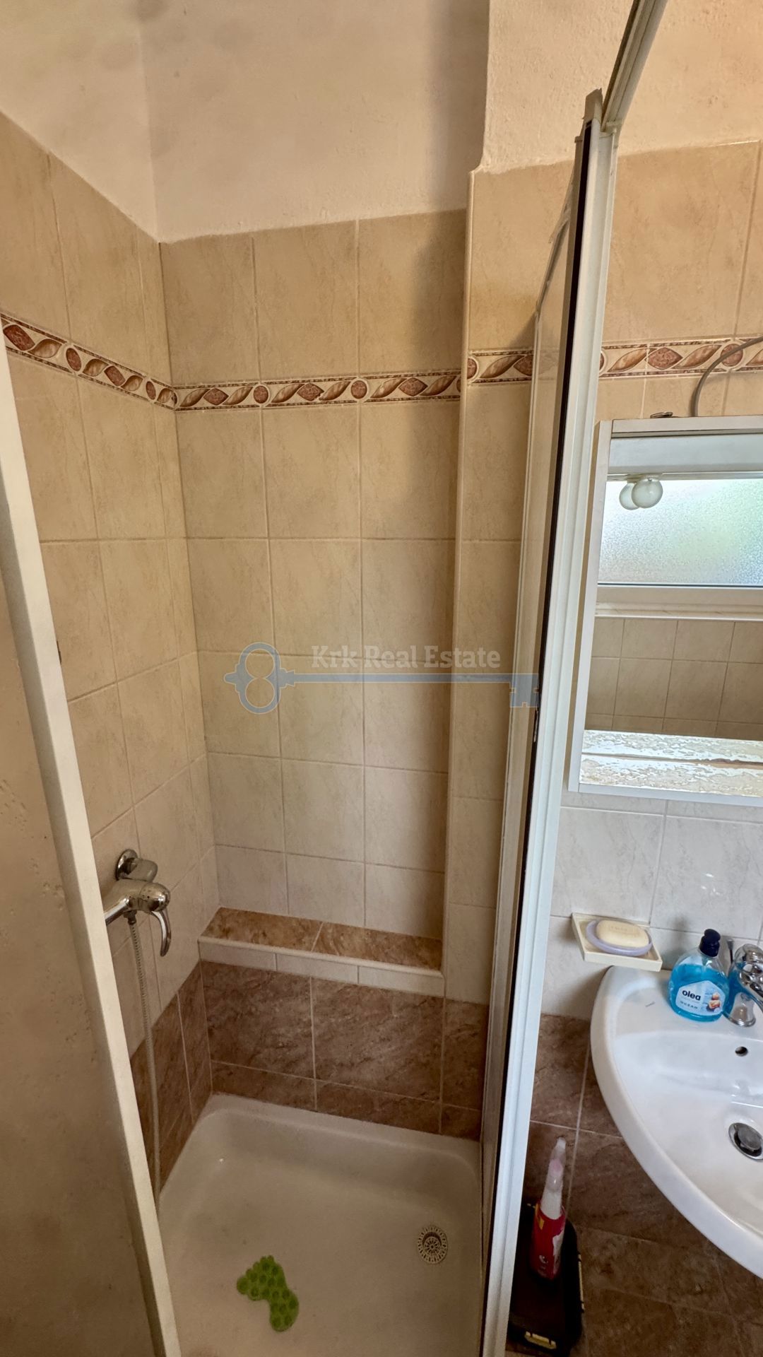 KRK - CASA CON TRE UNITÀ RESIDENZIALI VICINO AL CENTRO