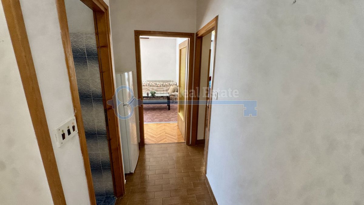 KRK - CASA CON TRE UNITÀ RESIDENZIALI VICINO AL CENTRO