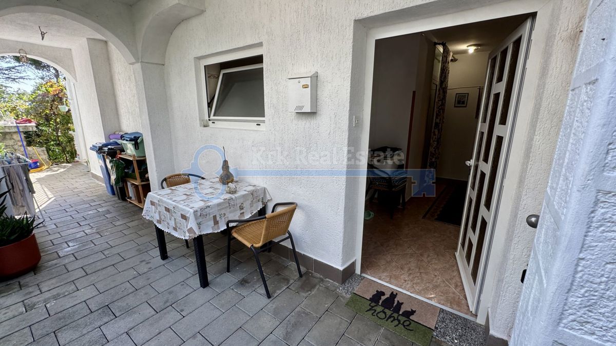 KRK - CASA CON TRE UNITÀ RESIDENZIALI VICINO AL CENTRO