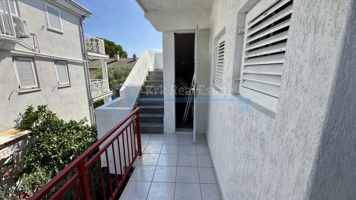 KRK - CASA CON TRE UNITÀ RESIDENZIALI VICINO AL CENTRO