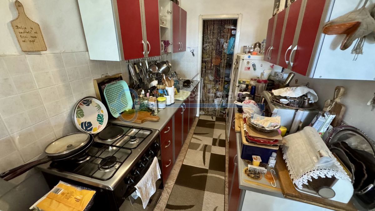 KRK - CASA CON TRE UNITÀ RESIDENZIALI VICINO AL CENTRO