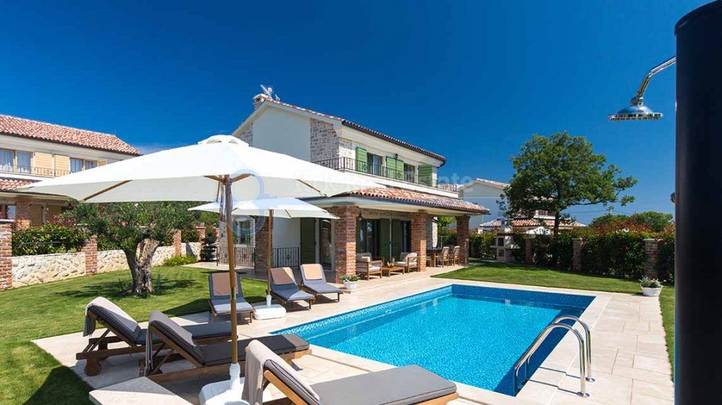 Casa Kras, Dobrinj, 219,20m2