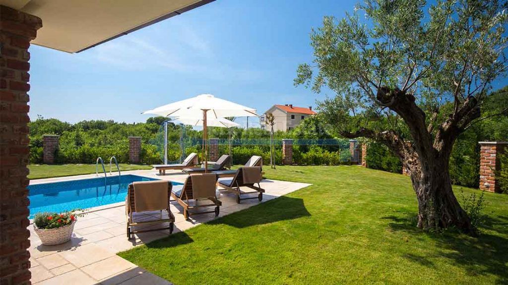 Casa Kras, Dobrinj, 219,20m2