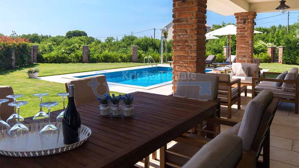 Casa Kras, Dobrinj, 219,20m2