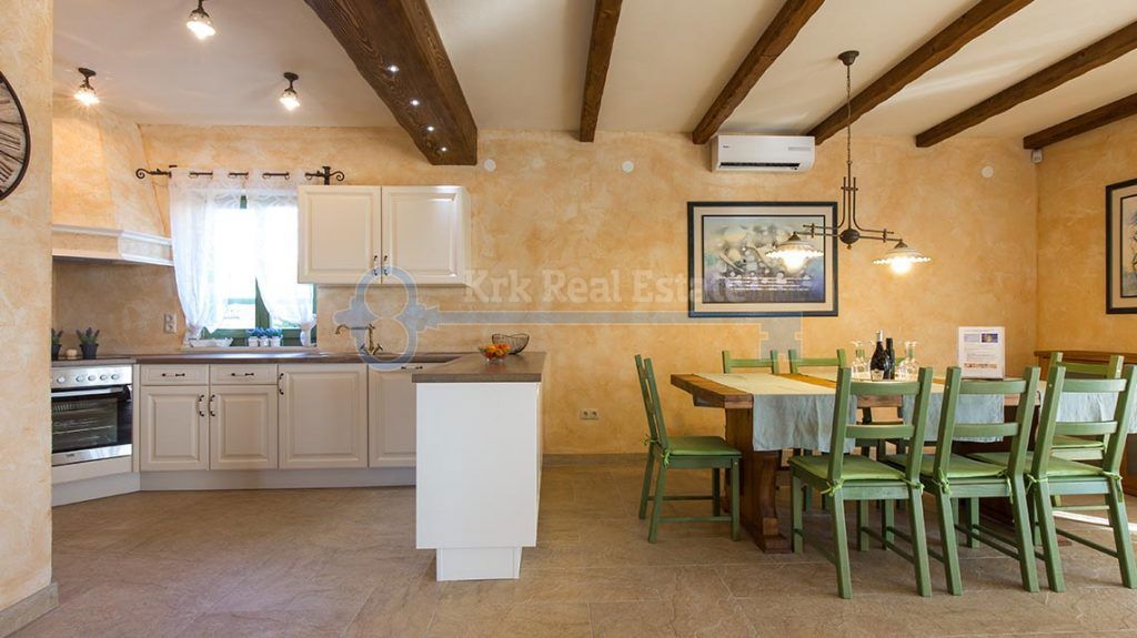 Casa Kras, Dobrinj, 219,20m2