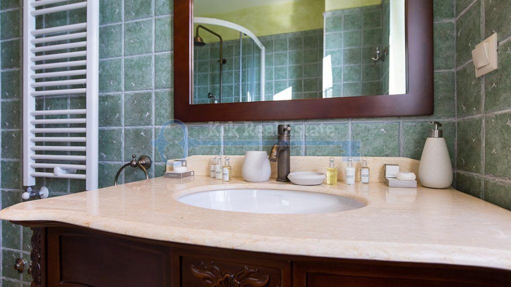 Casa Kras, Dobrinj, 219,20m2