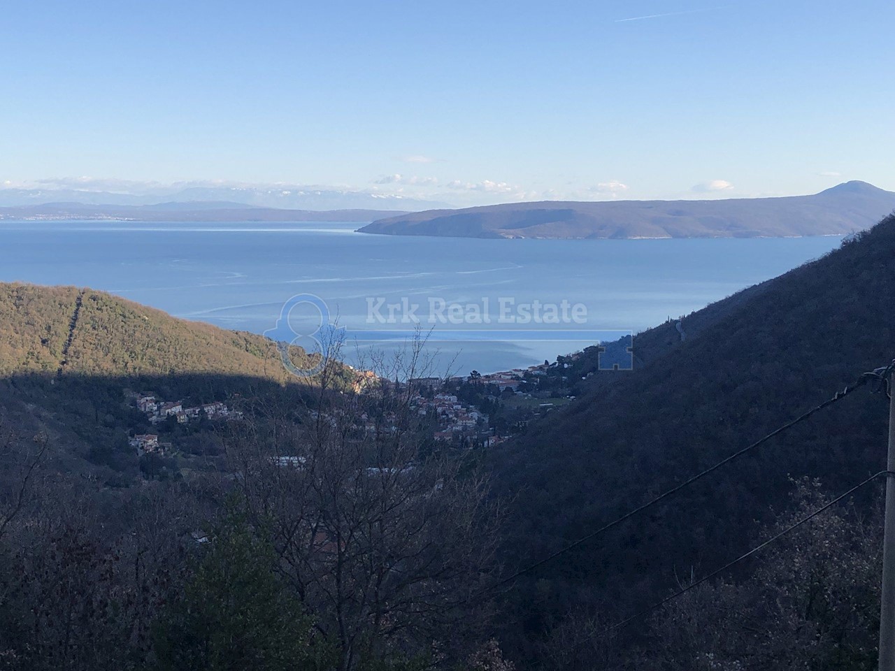 MOŠĆENIČKA DRAGA - TERRENO EDIFICABILE CON LAVORI INIZIATI