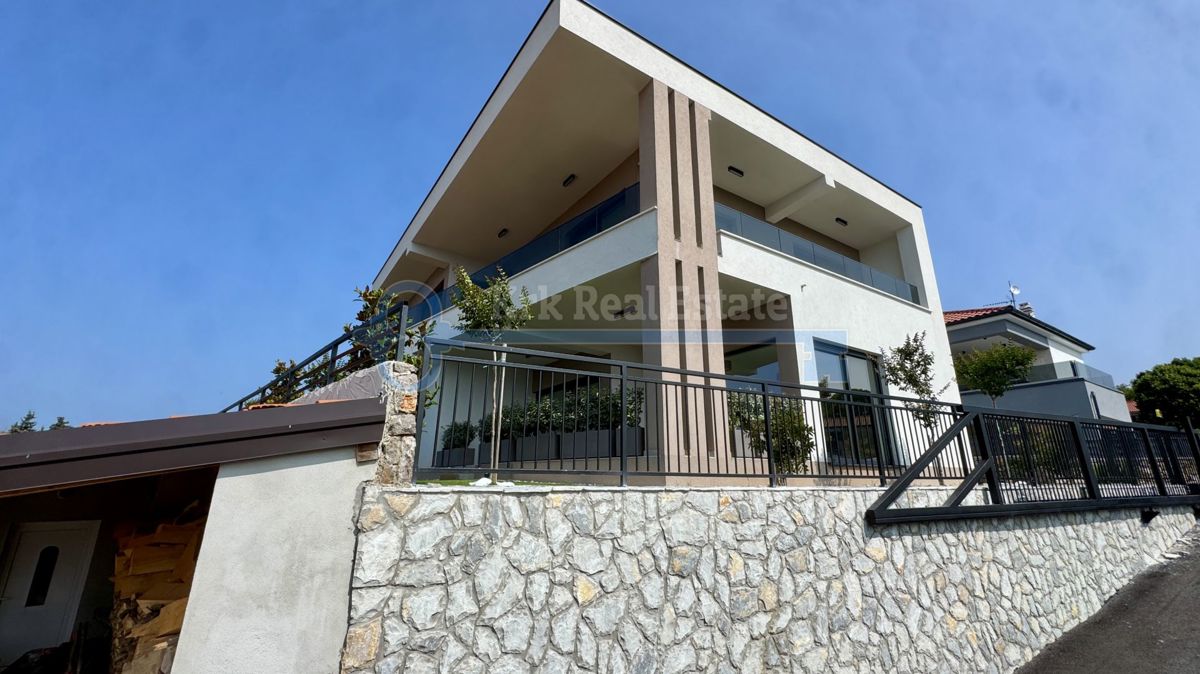 KORNIĆ - CASA INDIPENDENTE CON VISTA MARE E PISCINA