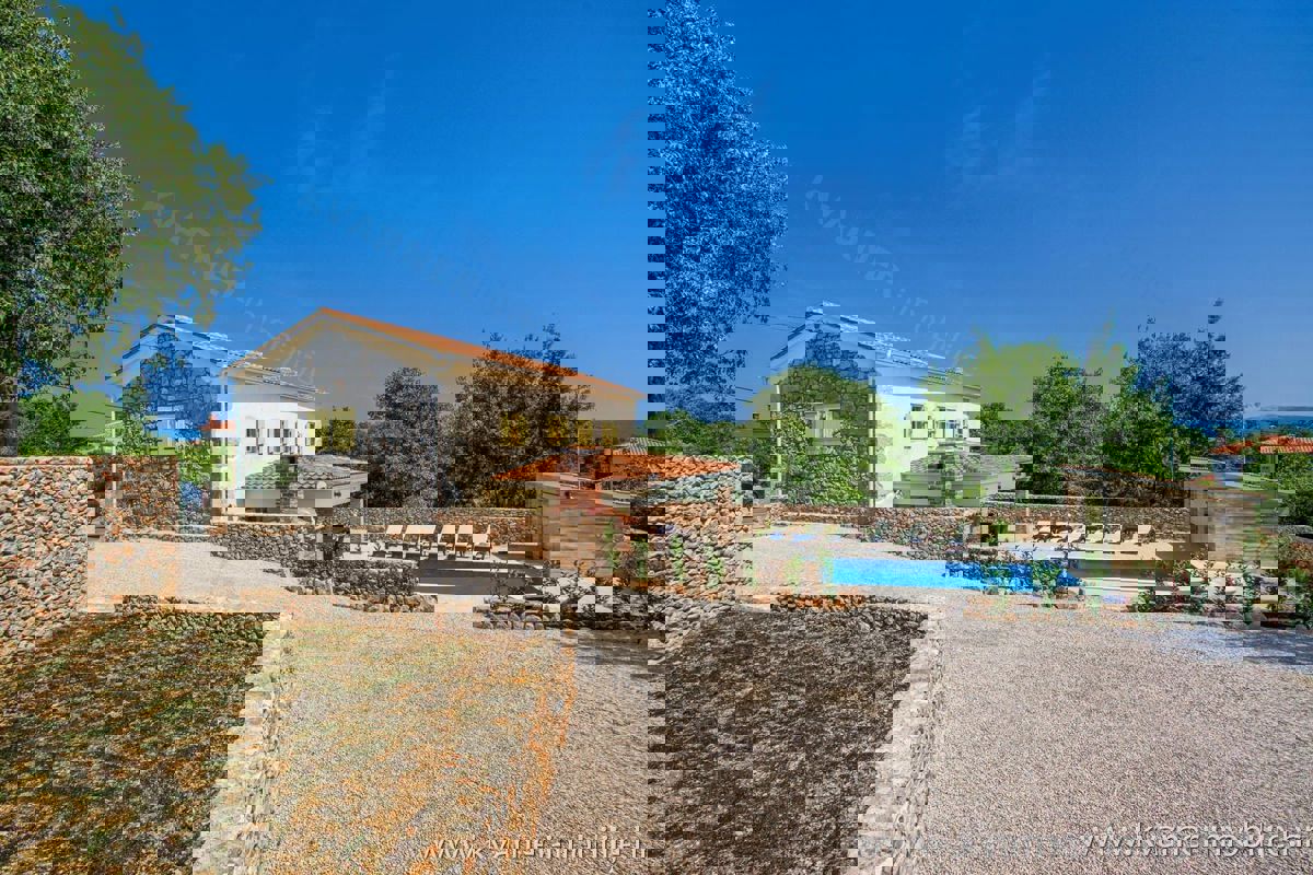 Casa Kras, Dobrinj, 150m2
