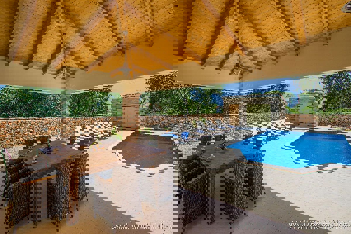 Casa Kras, Dobrinj, 150m2
