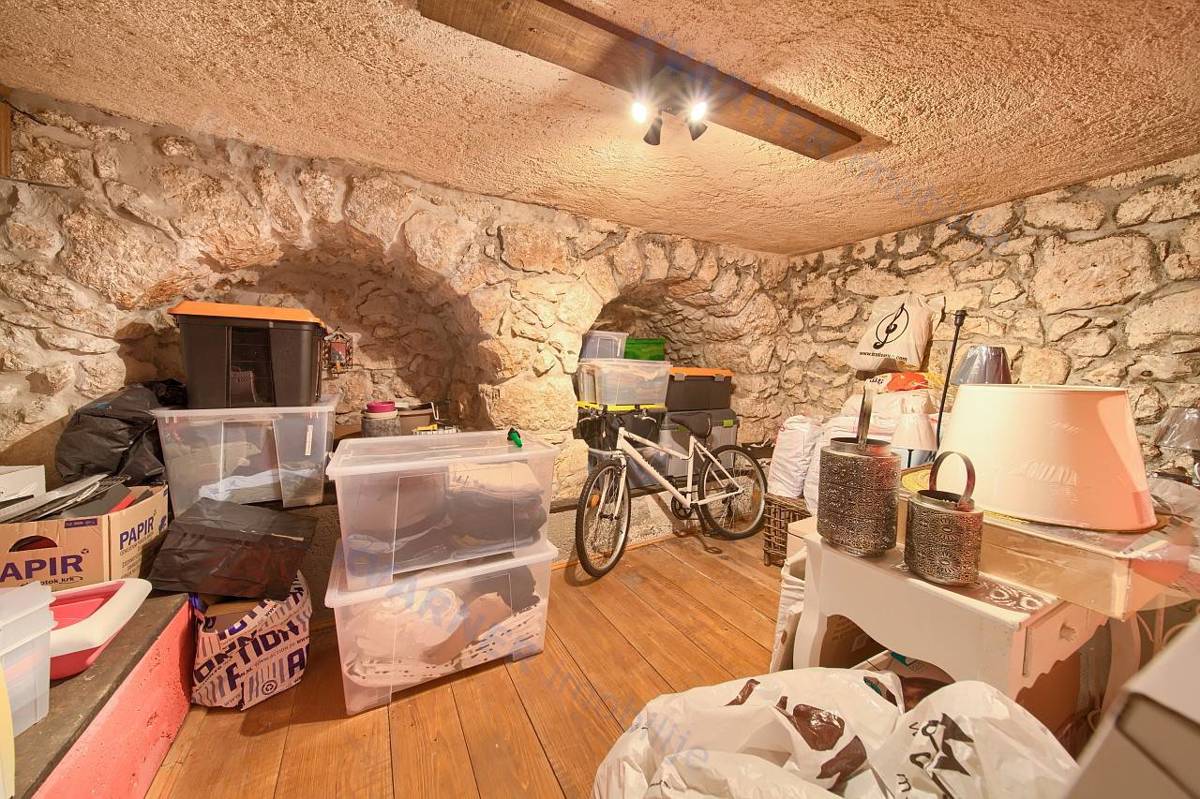 Casa Vrbnik, 260m2