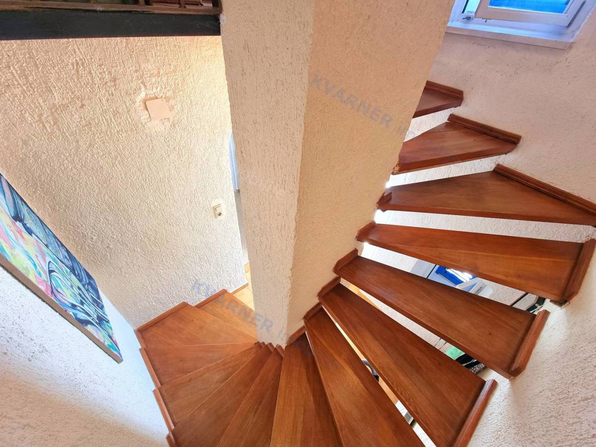 Casa Vrbnik, 260m2