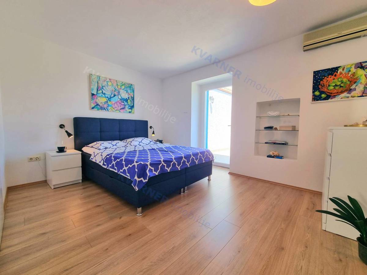 Casa Vrbnik, 260m2