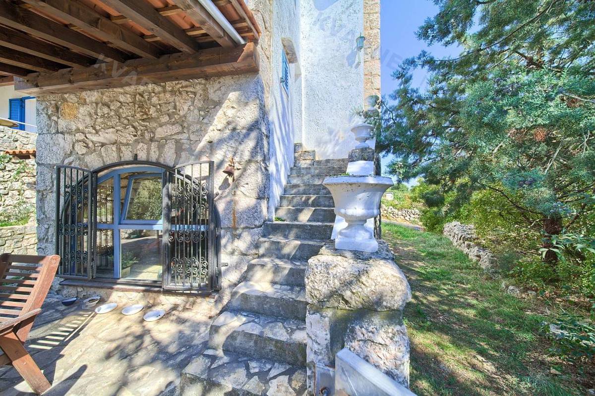 Casa Vrbnik, 260m2