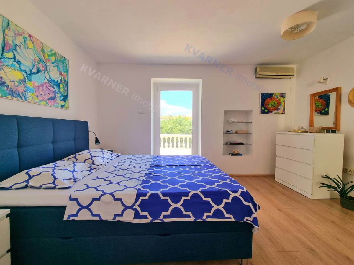 Casa Vrbnik, 260m2