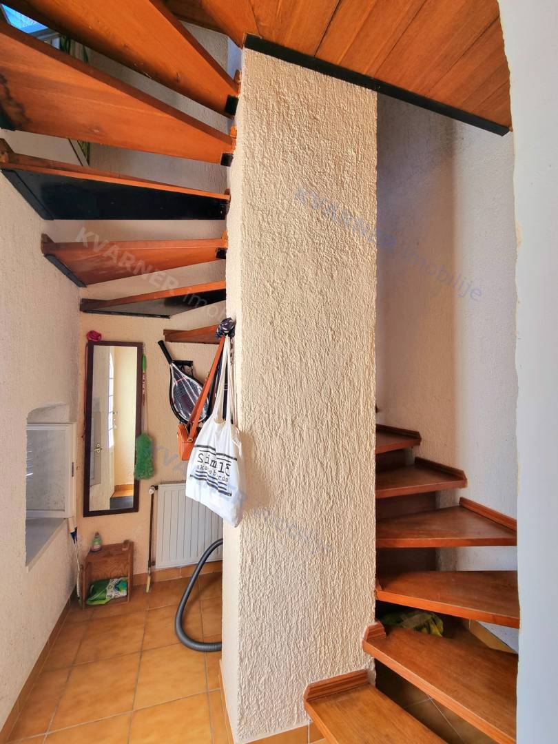 Casa Vrbnik, 260m2