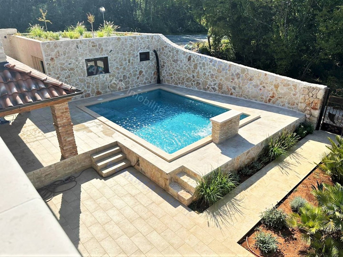 Casa Uvala Soline, 150m2