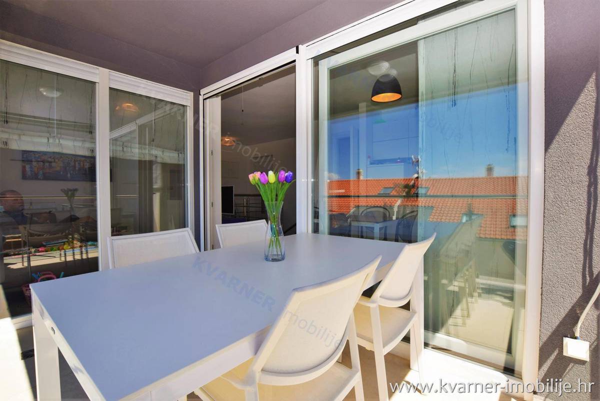 Appartamento Njivice, 70m2