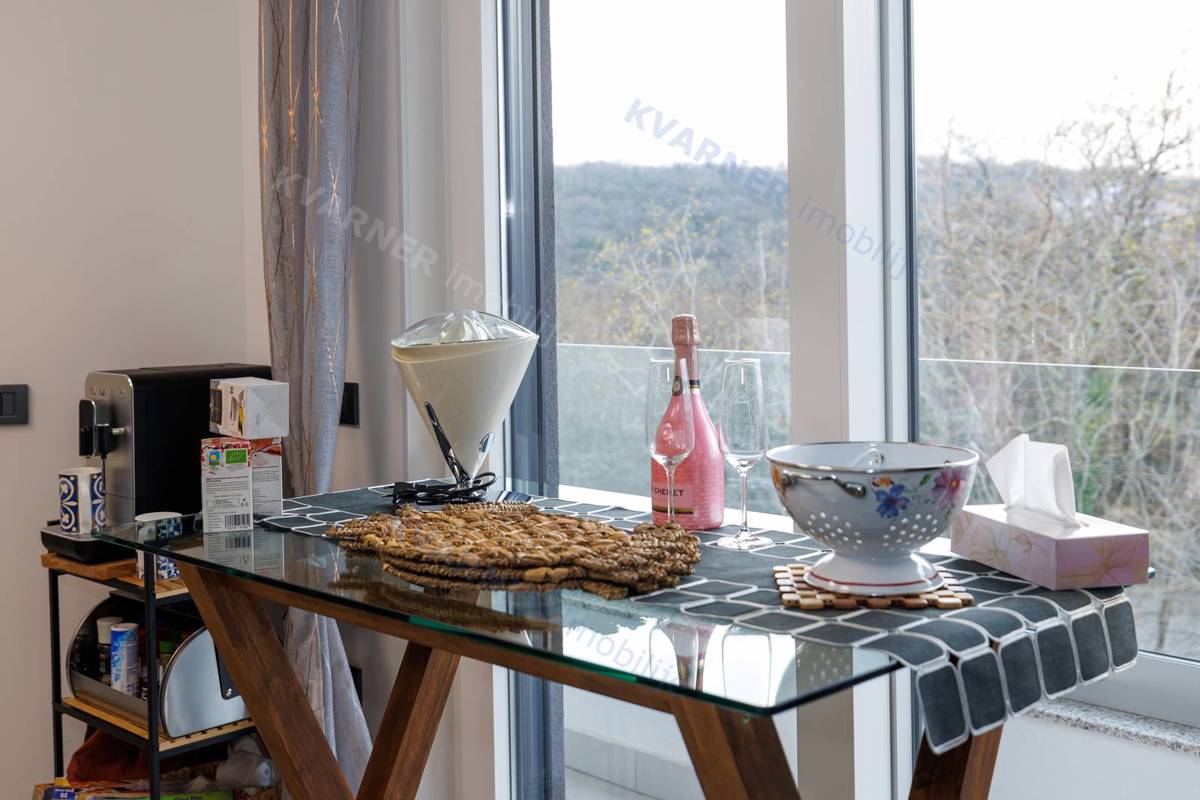Appartamento Njivice, 79m2